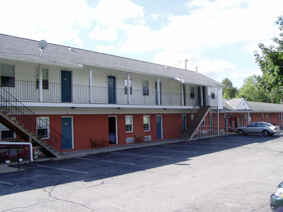 Sunset Inn Ли Экстерьер фото